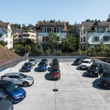 Sanierung und Neugestaltung Autoausstellungsplatz
